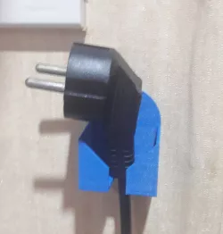 Plug holder
