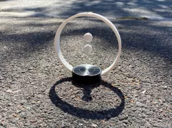 Floating spheres