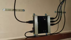 Mounting brackets under desk for Startech HBS304A24A