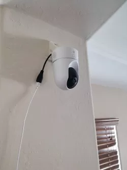 Eufy Pan/Tilt Camera Wall Mount