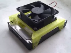 External hard disk cooling fan support
