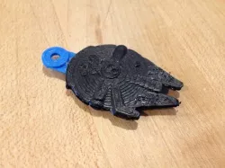 Millennium Falcon Keychain
