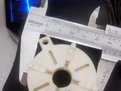 Four Jaw Chuck KEYCHAIN