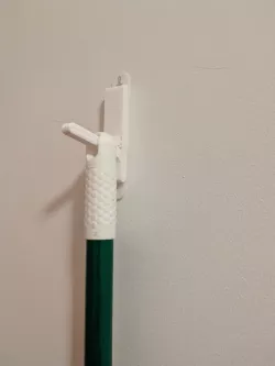 Broom hook