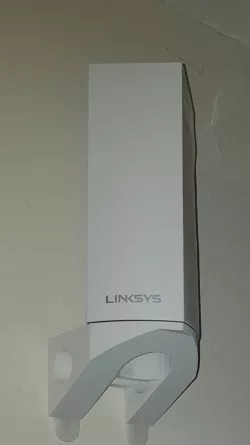 Linksys Velop Wall Mount Bracket suitable for Command Strips
