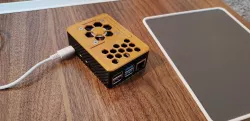 Raspberry Pi 4 Case with 4010 Fan
