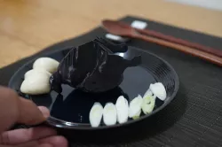 3D-scanned chicken, shrimp, and deer.