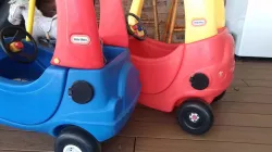 Cozy coupe fuel cap & pump handle