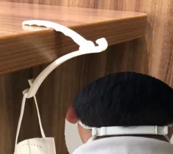 Ear Saver with Table Mask Hook