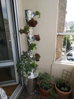 Modular Hydroponic Tower Garden