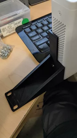 Rack Mount Sophos XG 115/125