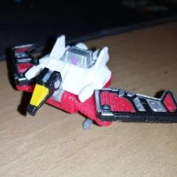Transformers WFC Siege Laserbeak booster