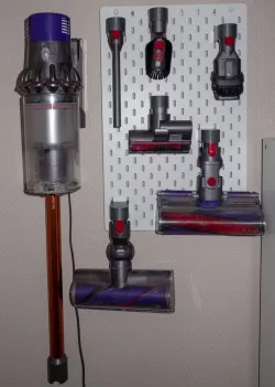 Dyson V10 - Mount for attachments for Ikea Skåda pegboards
