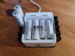 EBL Smart USB Charger Platform Battery Holder AA/AAA