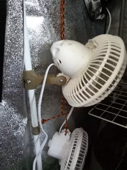 Grow tent fan mount for lasko clip fan