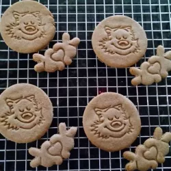 Hobbes Heart Hands Cookie Cutter