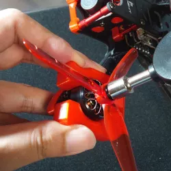 Motor Gripper for FPV Drone