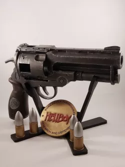 The Good Samaritan (Hellboy Gun)