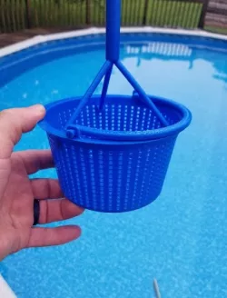 TriHandle for skimmer basket