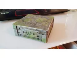 Twist-open magic altar dice box