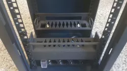 Ubiquiti EdgeRouter 4 (ER-4) 10 inch rack mount