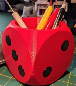Die (d6) Pencil Holder