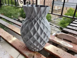 Twisted Pineapple vase