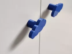 Cloud closet handle