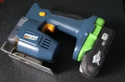 Ferrex 20v battery To Powercraft (and maybe others) adapter.