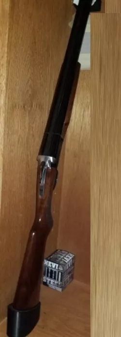 Gun Cabinet Shotgun / Rifle Rest / Support