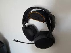 Headphone Wall mount with drawer