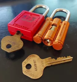 Masterlock 410 Housing v2