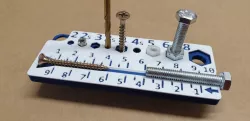 Metric screws, nuts and bolts jig