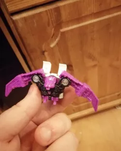 Transformers WFC Siege Ratbat Back booster