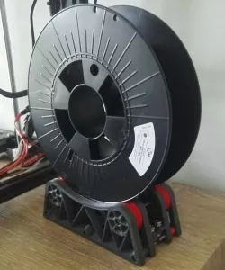 Universal Filament Holder Waikiki Proto 1