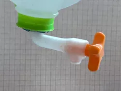 Water bottle faucet