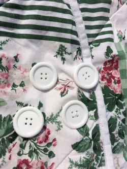 Cloth button