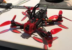 Frogger // Sub 250g Micro FPV Freestyle Quadcopter 3 inch Splitcam