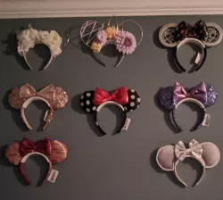 Headband Wall Mount