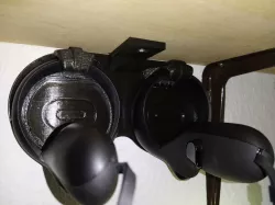 Oculus Rift S or Quest Controller Shelf Mount