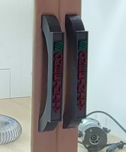 ONEFINITY DOOR HANDLE