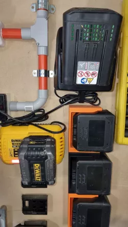 Stihl AK Battery Wall/under shelf mount