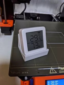 SwitchBot Thermometer Hygrometer 30 Degree stand