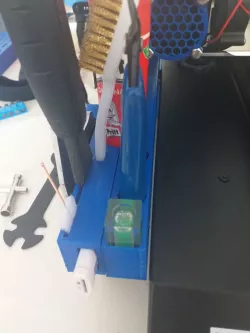 Tool holder