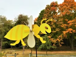 Busy Bee Wind Spinner Toy