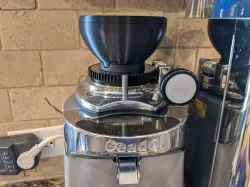 Ceado e37s Short, Swing-Out Lid, Bean Hopper