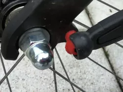 Fender support for E-Bike