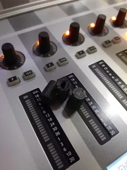Knob SoundCraft Vi4 / Potenciometro