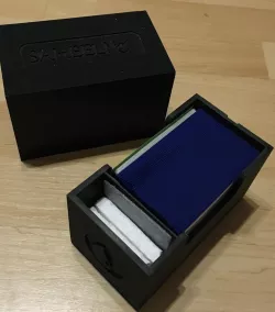 Magic deck box