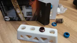 shock stand for assembly / oil filling